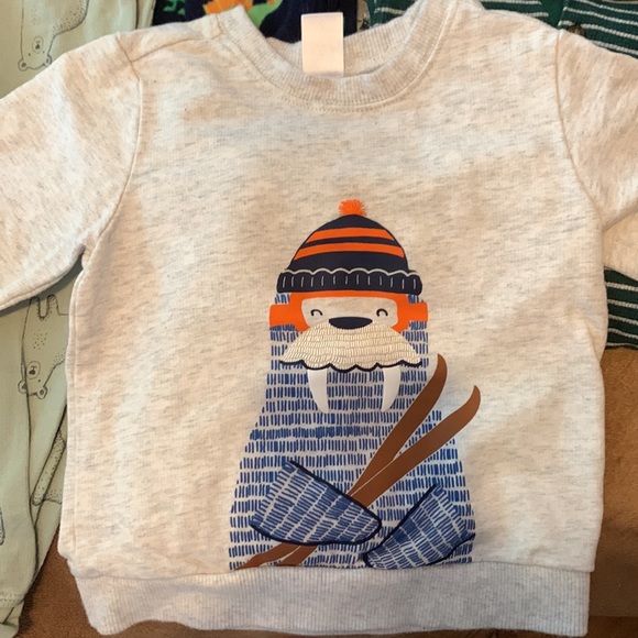 9 pc lot Carters - Picture 2 of 5